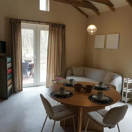 Loft No 111 Lodge *